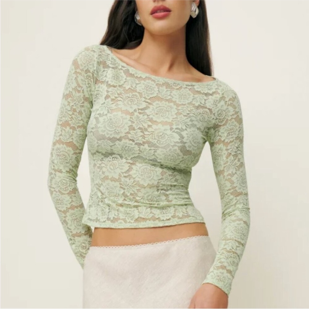 New never worn Reformation Adriano lace knit top size M